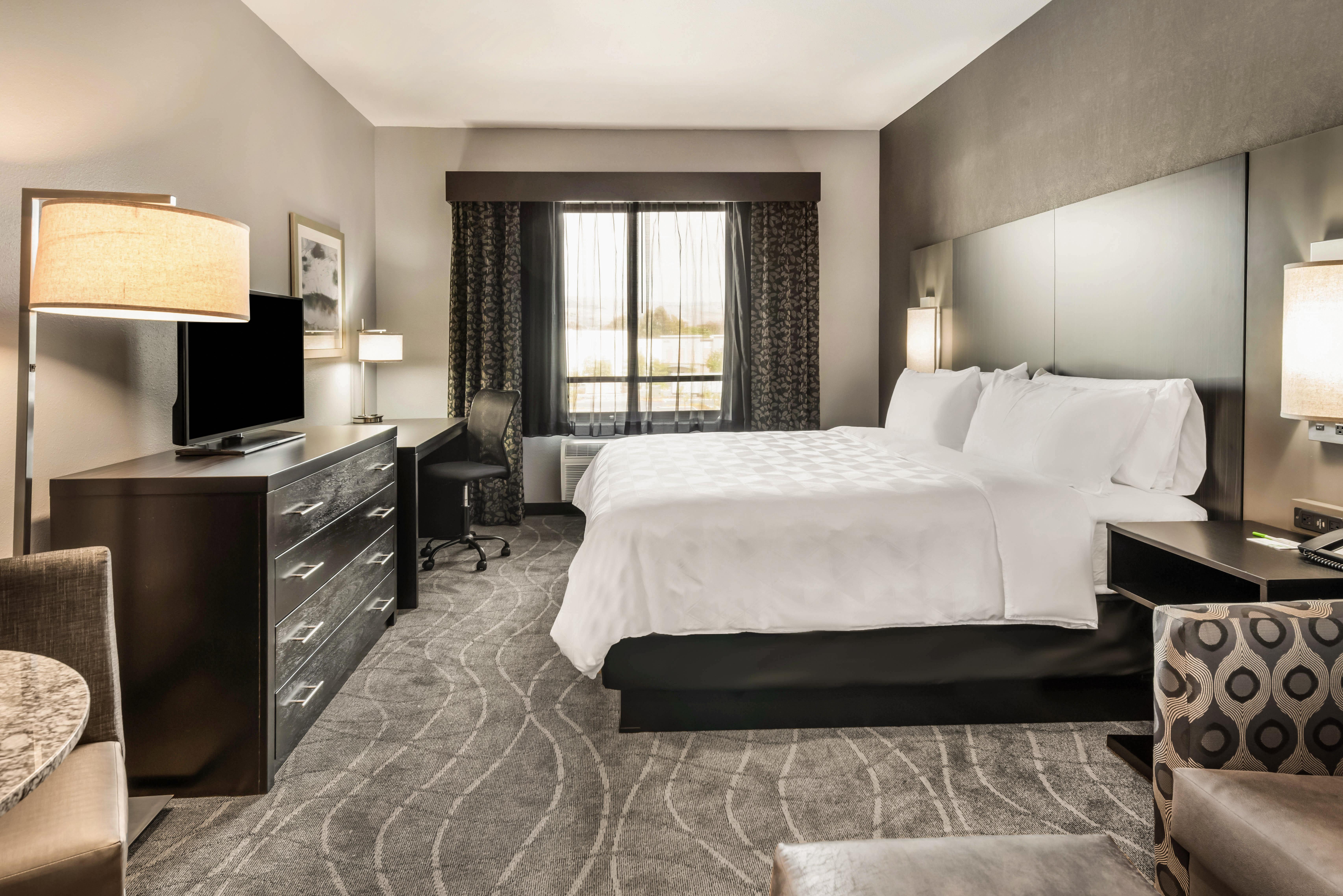 Holiday Inn Hotel & Suites Silicon Valley - Milpitas By Ihg Экстерьер фото